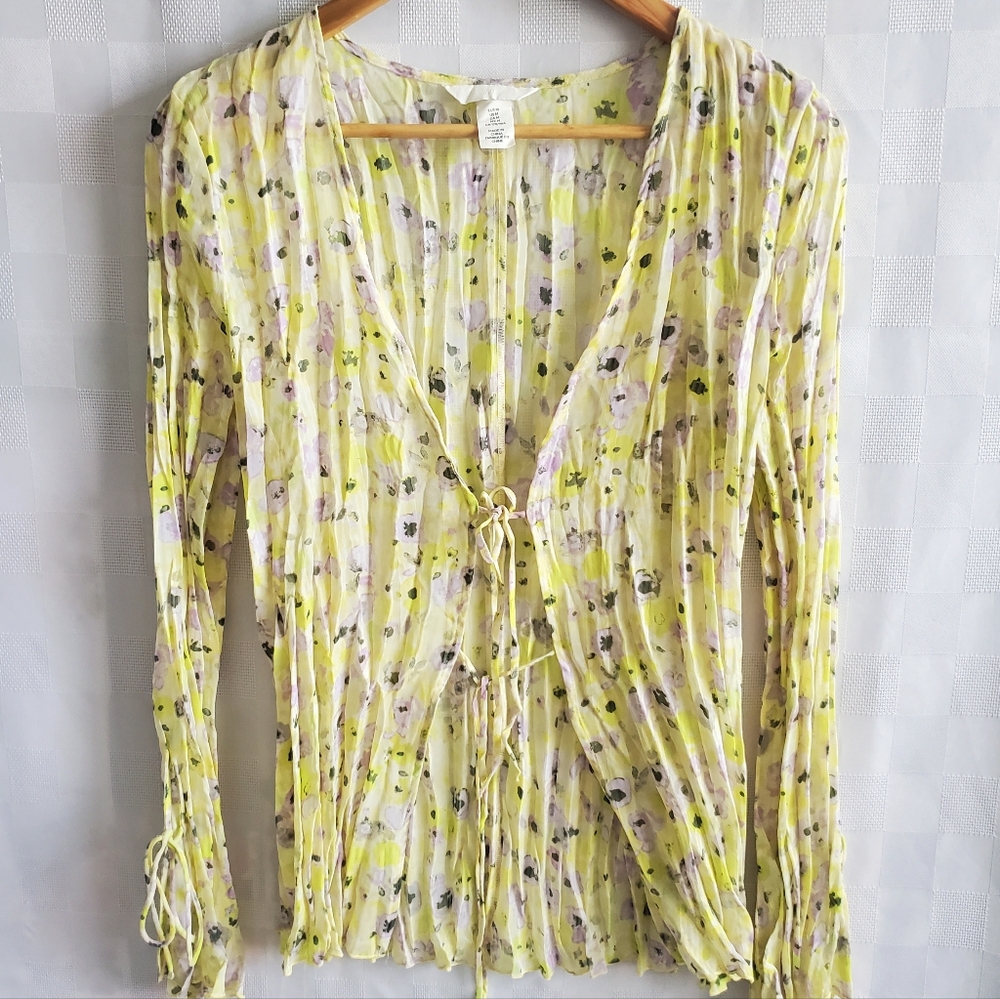 H&M Ditsy Floral Open Layering Top Yellow Purple Front ties Crushed Pleats